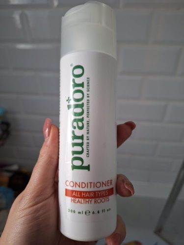 Balsam til Alle Hårtyper – Fugter, blødgør og beskytter håret 200ml photo review